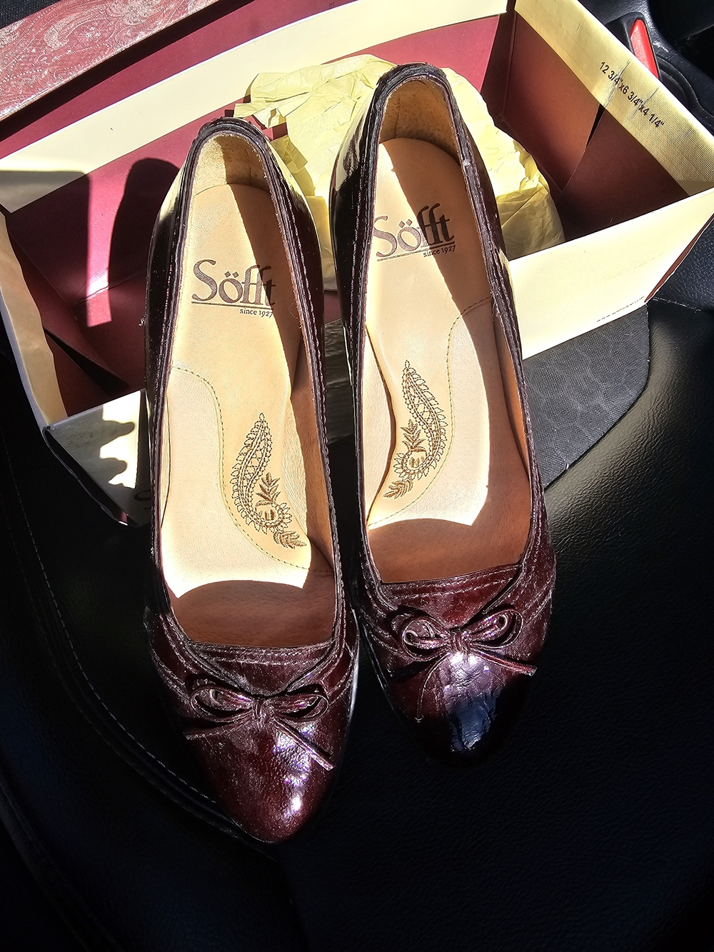 Söfft Burgundy Patent Leather Bow Pointed Toe Pumps